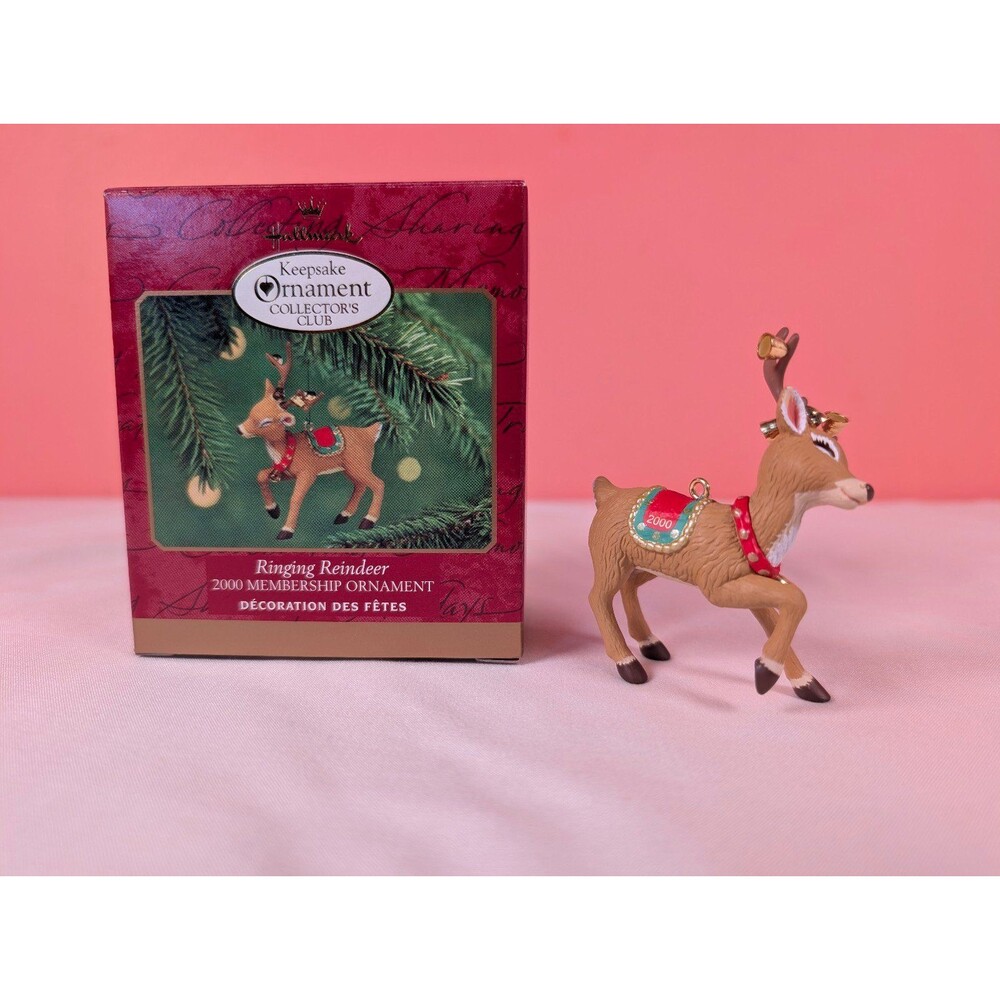 Vintage Hallmark Keepsake Christmas Membership Ornament Ringing Reindeer 2000